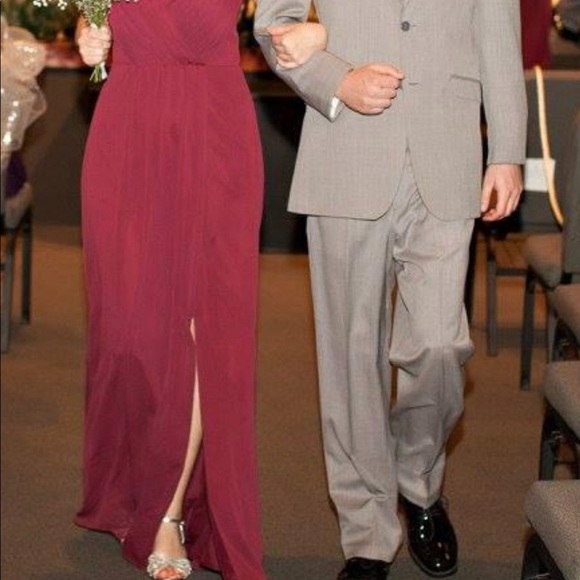 David’s Bridal Plum bridesmaid dress - Picture 5 of 5